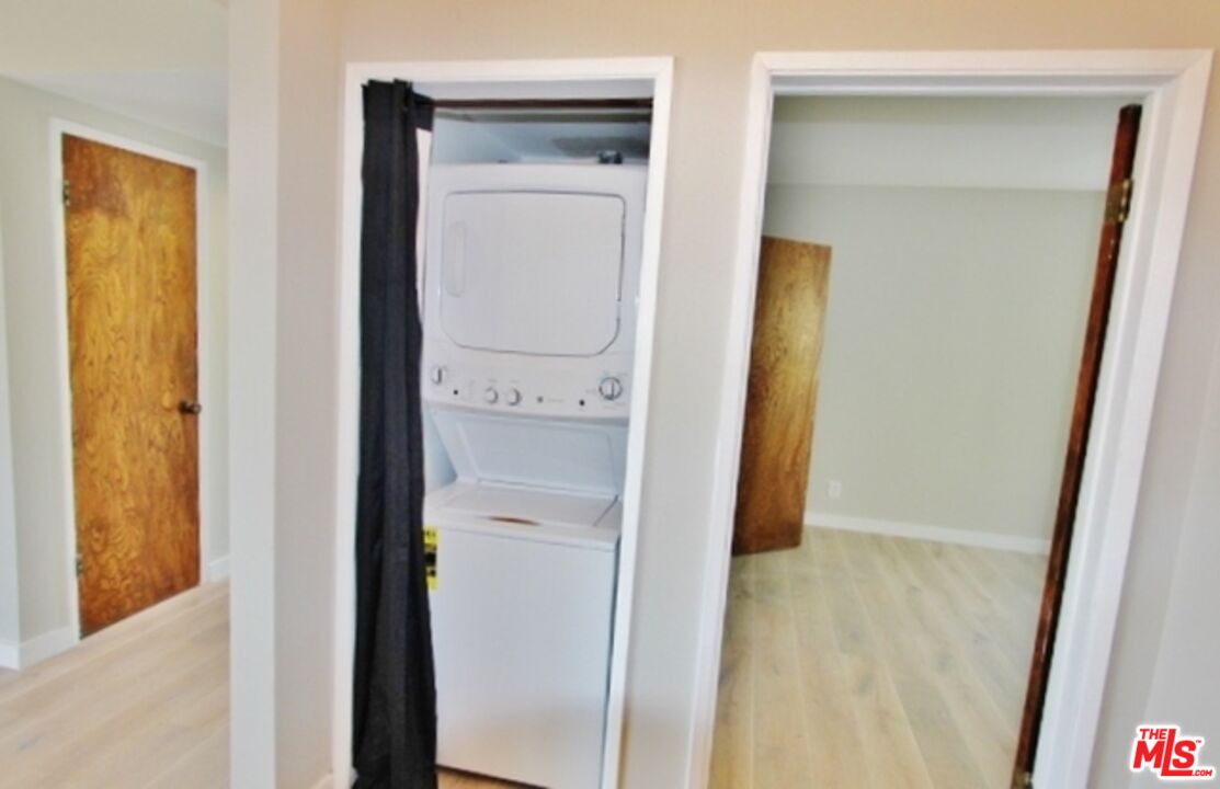 372 Pershing Drive Playa del Rey, CA 90293 - Photo 12 of 26