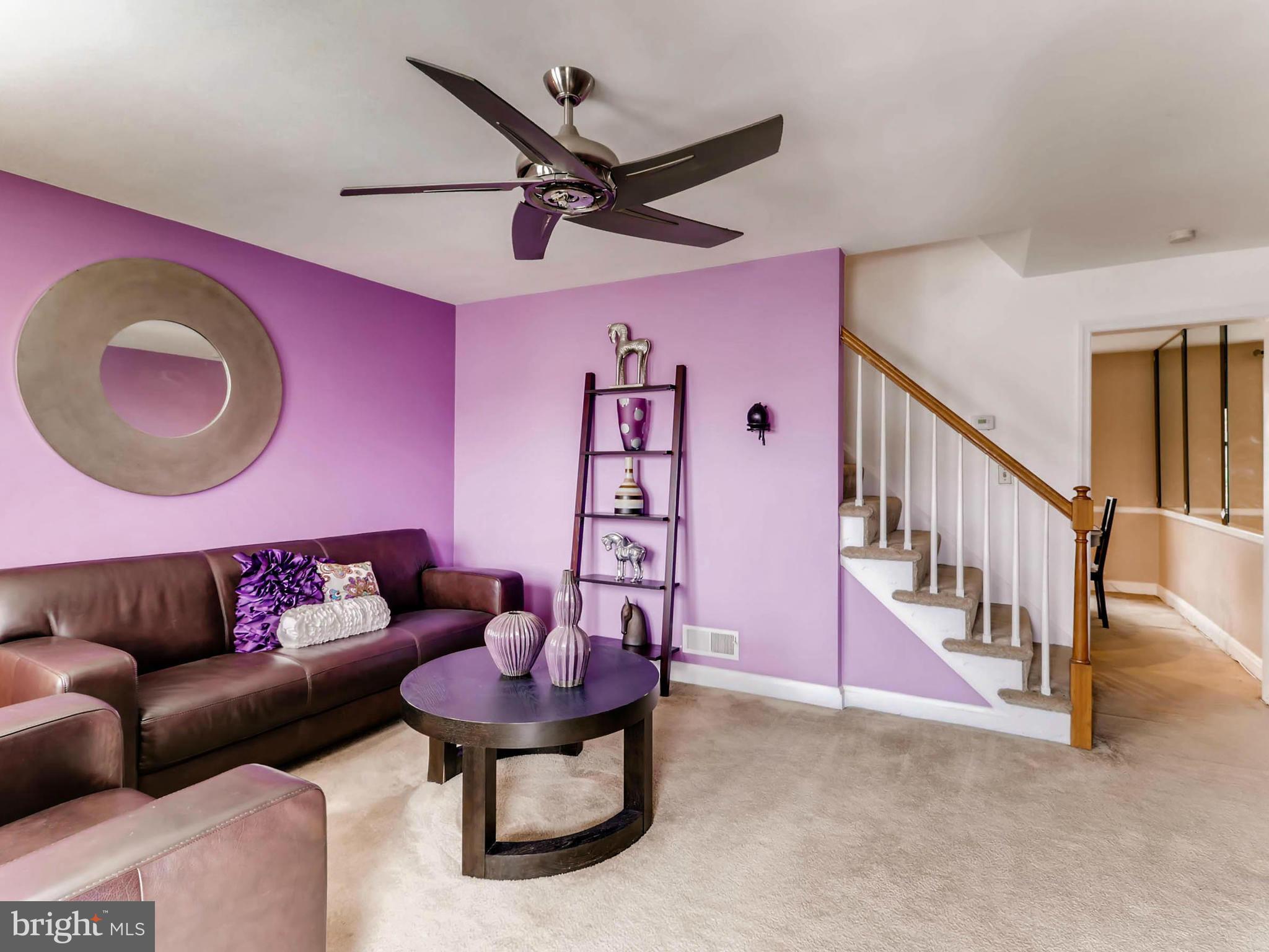 3935 Kenyon Avenue Baltimore, MD 21213 - Photo 11 of 23 Living Room