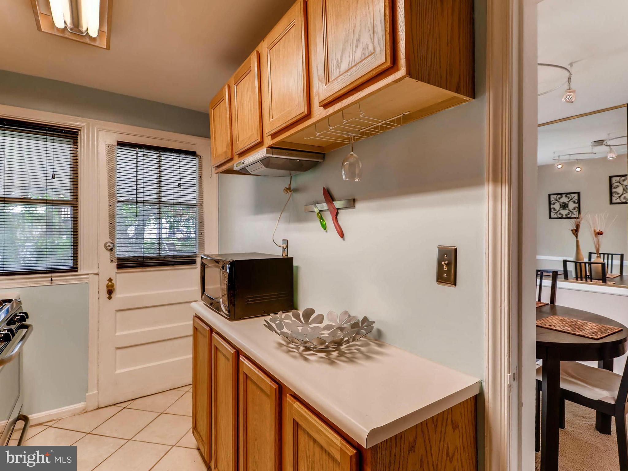3935 Kenyon Avenue Baltimore, MD 21213 - Photo 7 of 23 Kitchen
