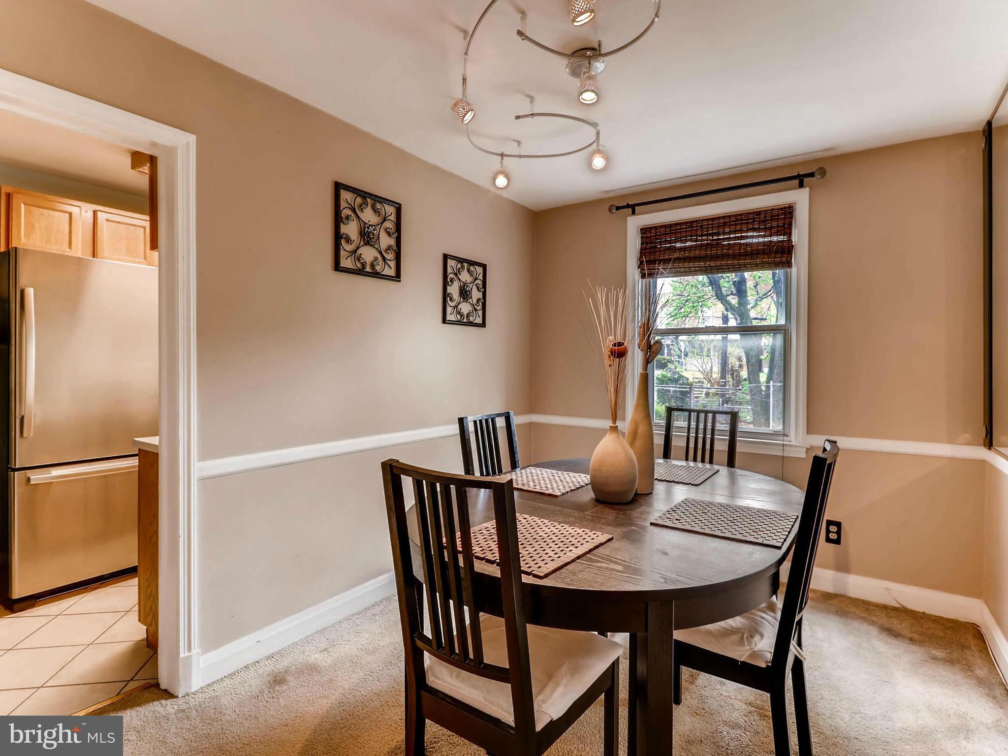 3935 Kenyon Avenue Baltimore, MD 21213 - Photo 8 of 23 Dining Room
