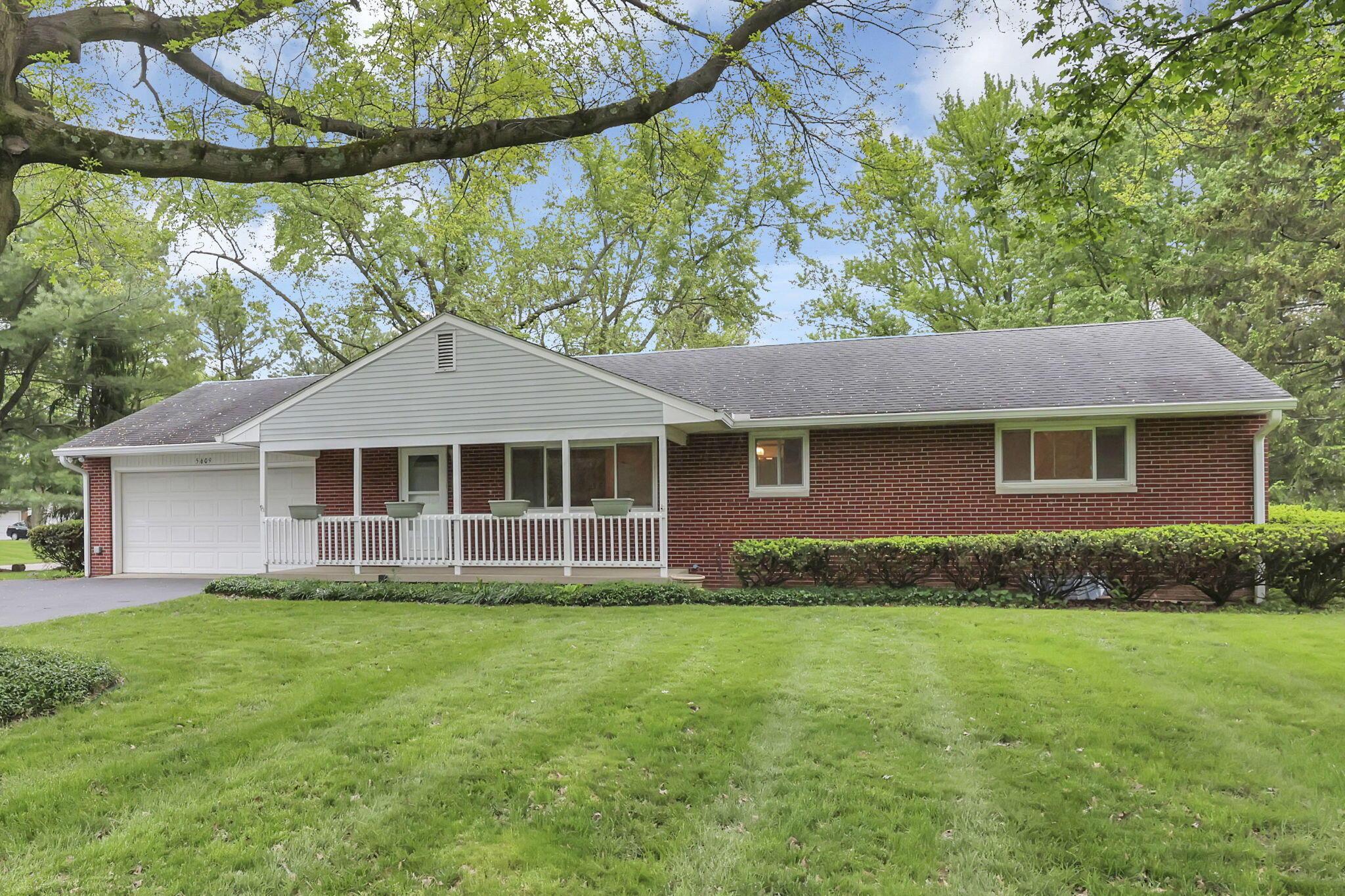 5609 Hayden Run Road Hilliard, OH 43026 - Photo 1 of 81 Front of House