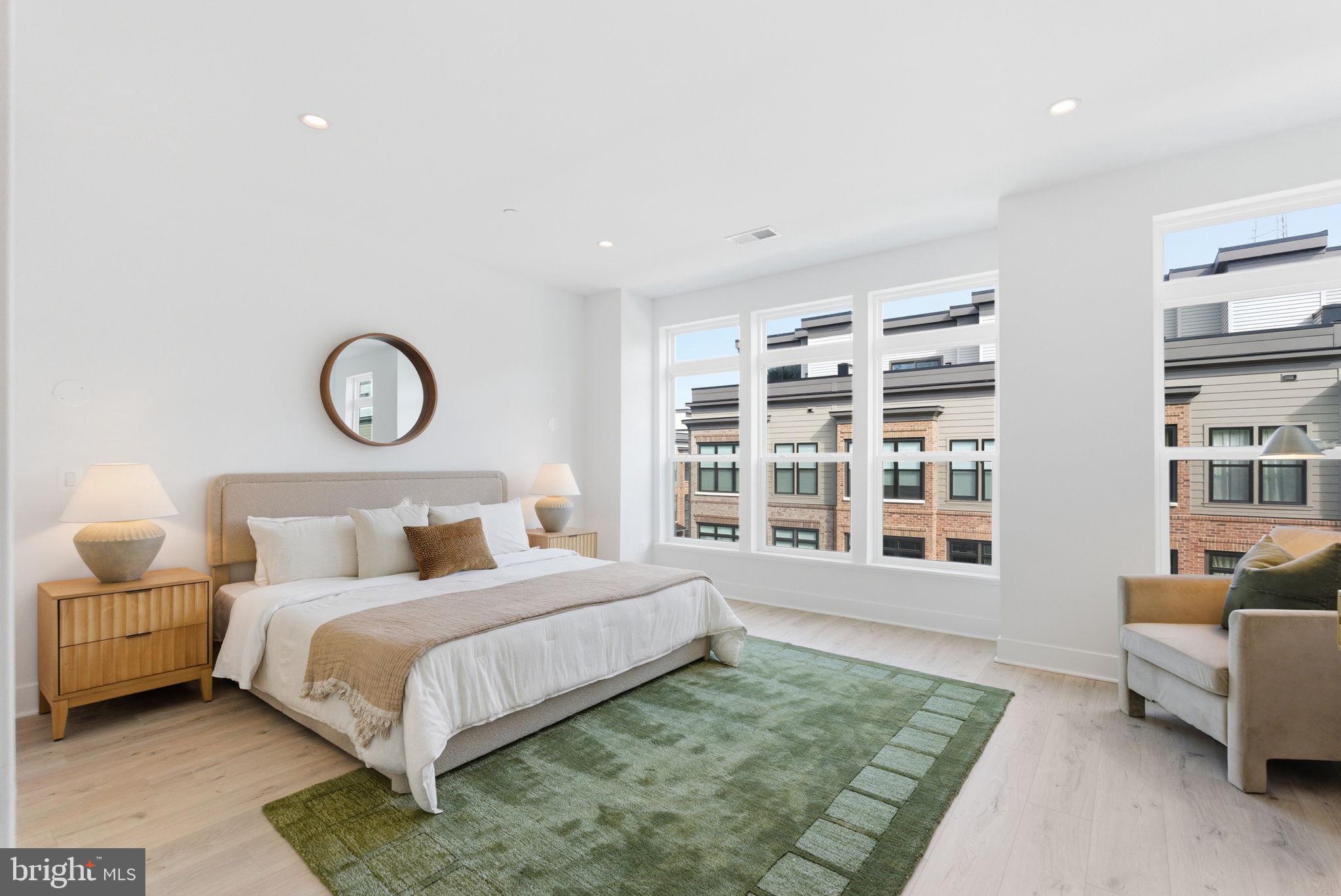 5354 Zenith Overlook Bethesda, MD 20816 - Photo 10 of 23 Primary suite