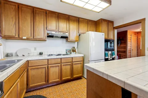 $999,000 | 12611 Muhlebach Way, Truckee, CA 96161