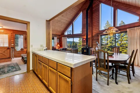$999,000 | 12611 Muhlebach Way, Truckee, CA 96161