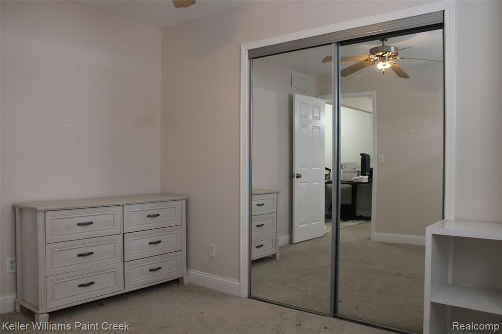 4206 North Linden Road Flint, MI 48504 - Photo 5 of 8