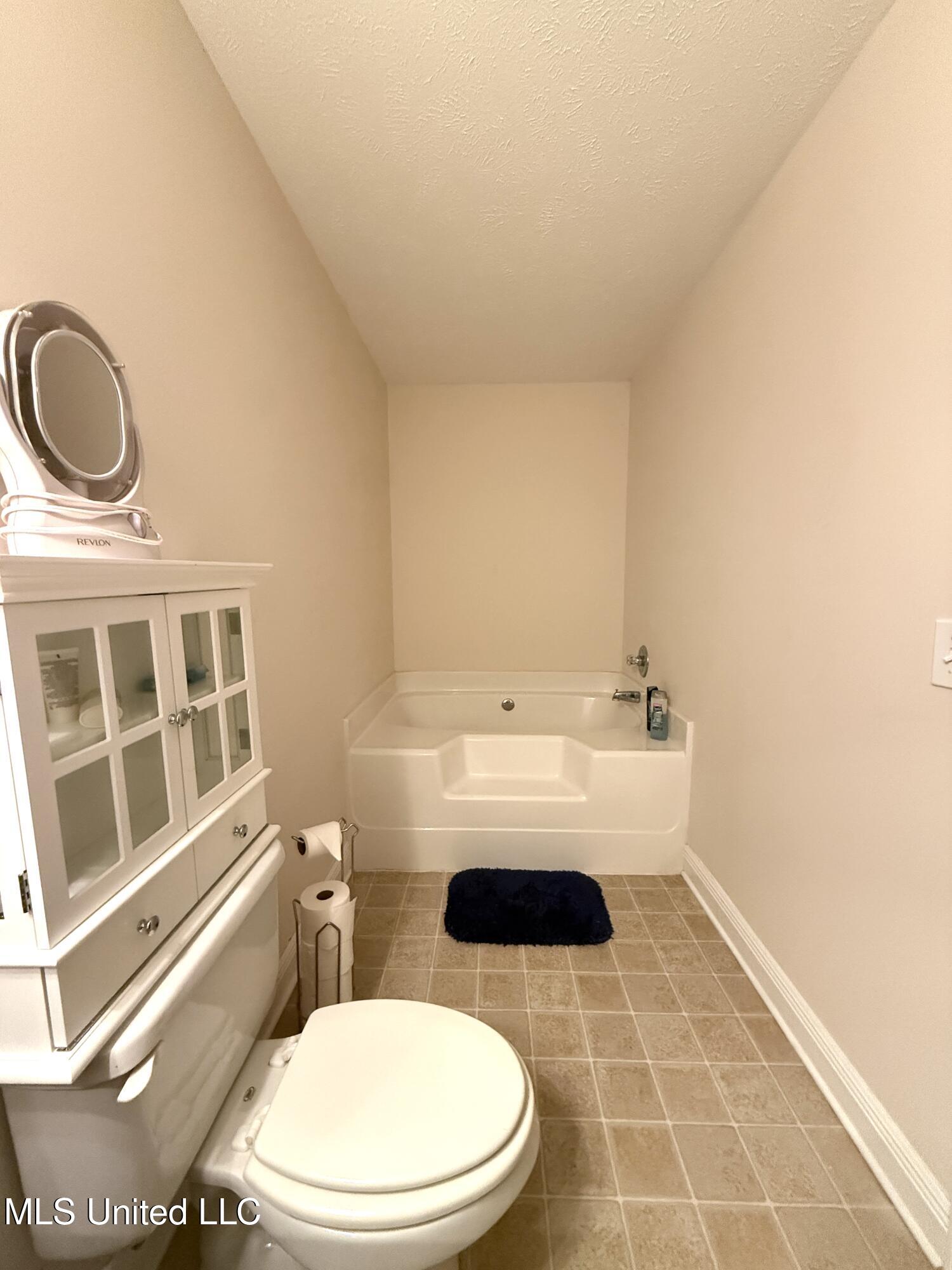 8221 Gordon Station Road Port Gibson, MS 39150 - Photo 18 of 25 IMG_4304