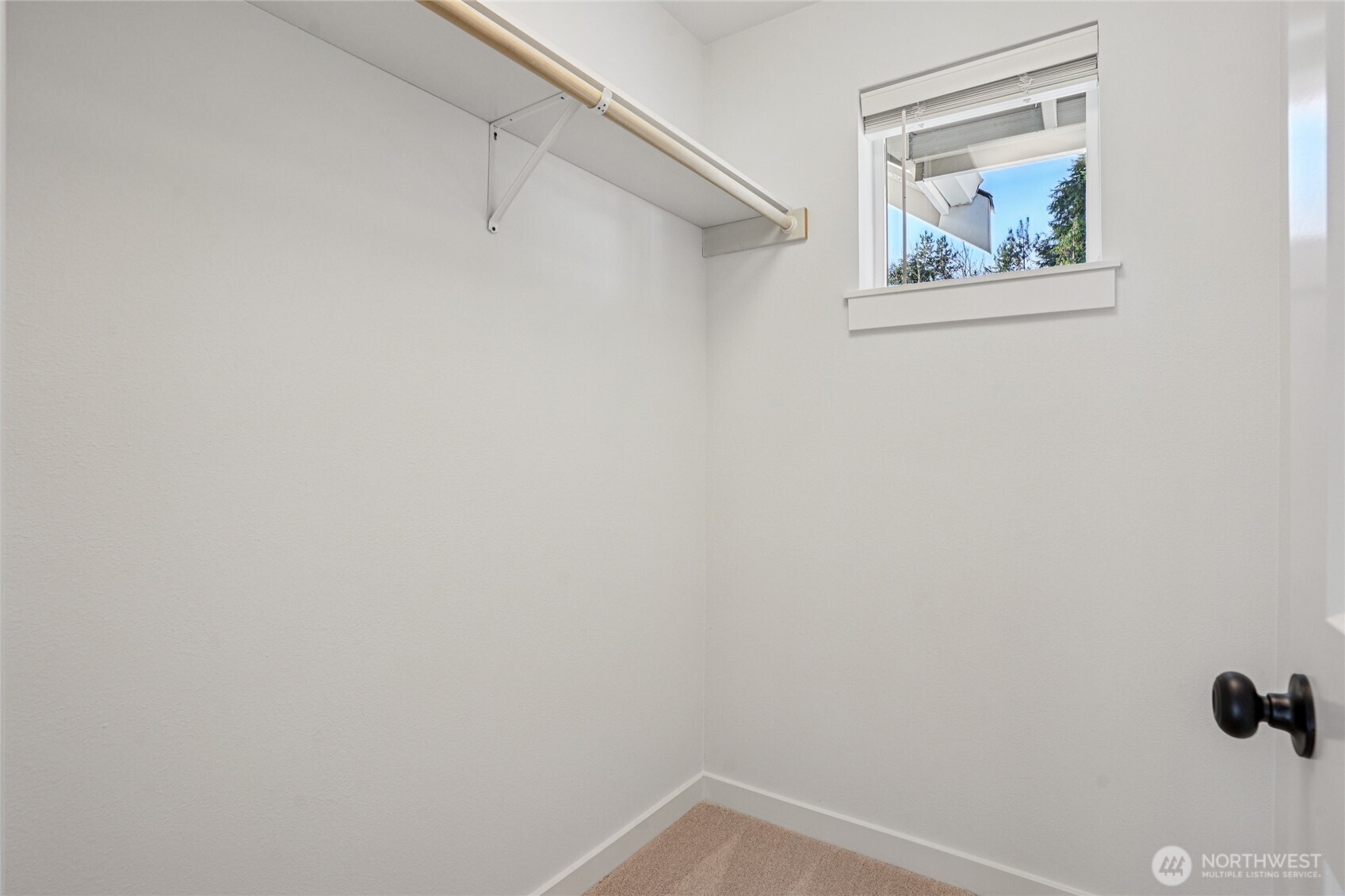 12736 67th Place South Seattle, WA 98178 - Photo 13 of 26