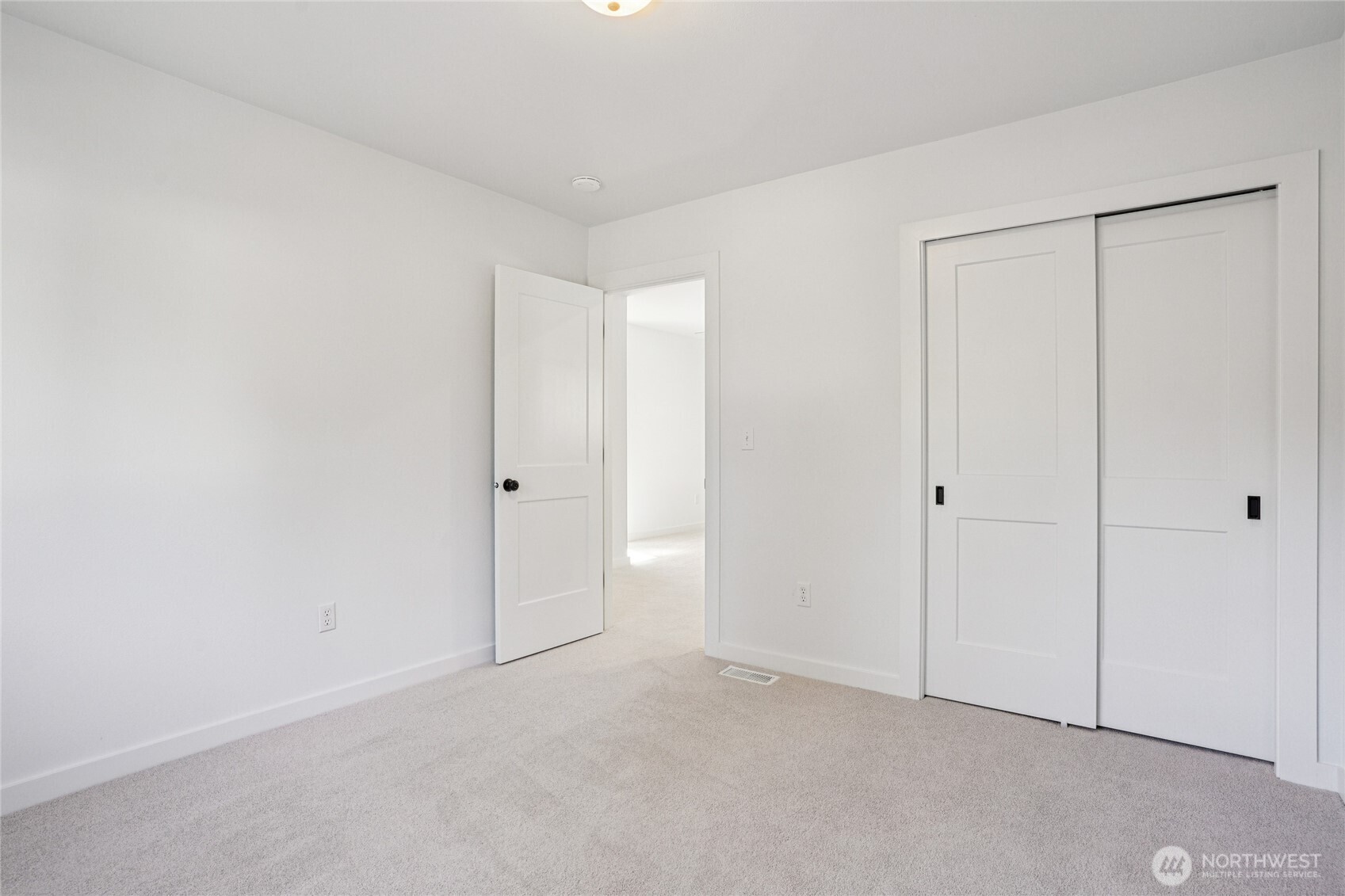 12736 67th Place South Seattle, WA 98178 - Photo 20 of 26