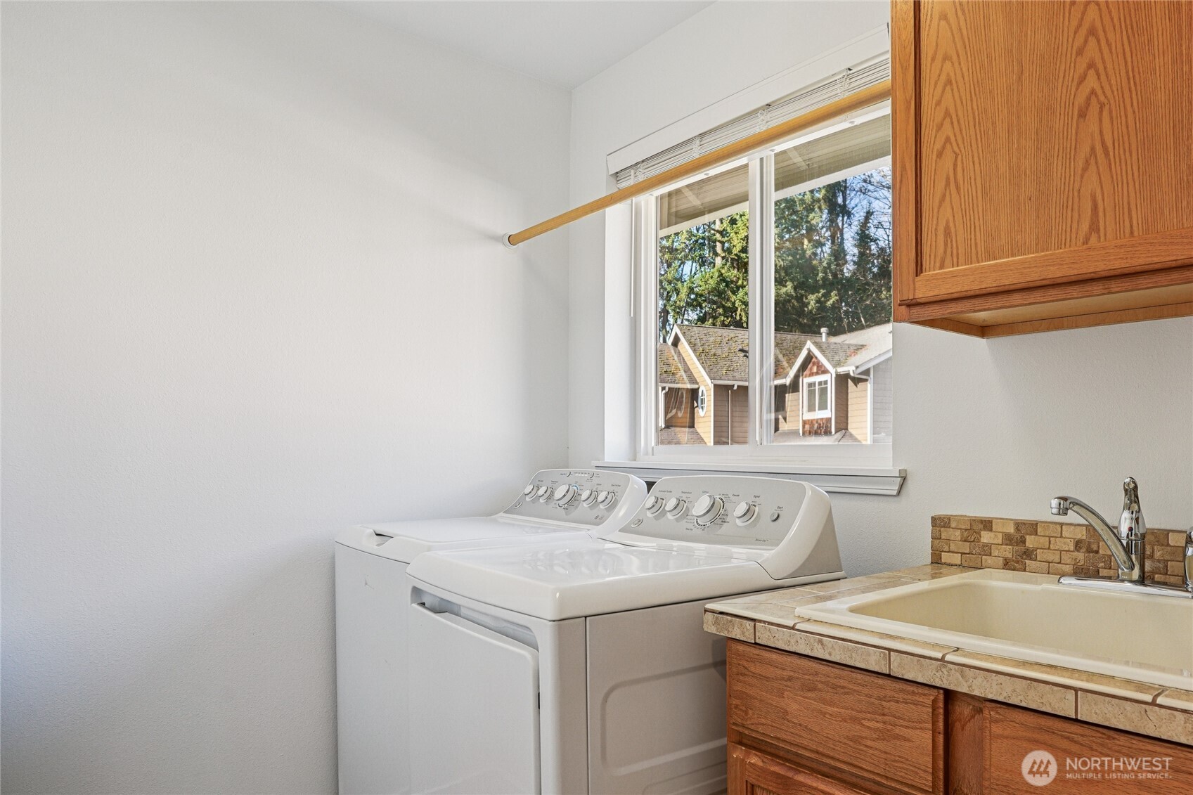 12736 67th Place South Seattle, WA 98178 - Photo 22 of 26