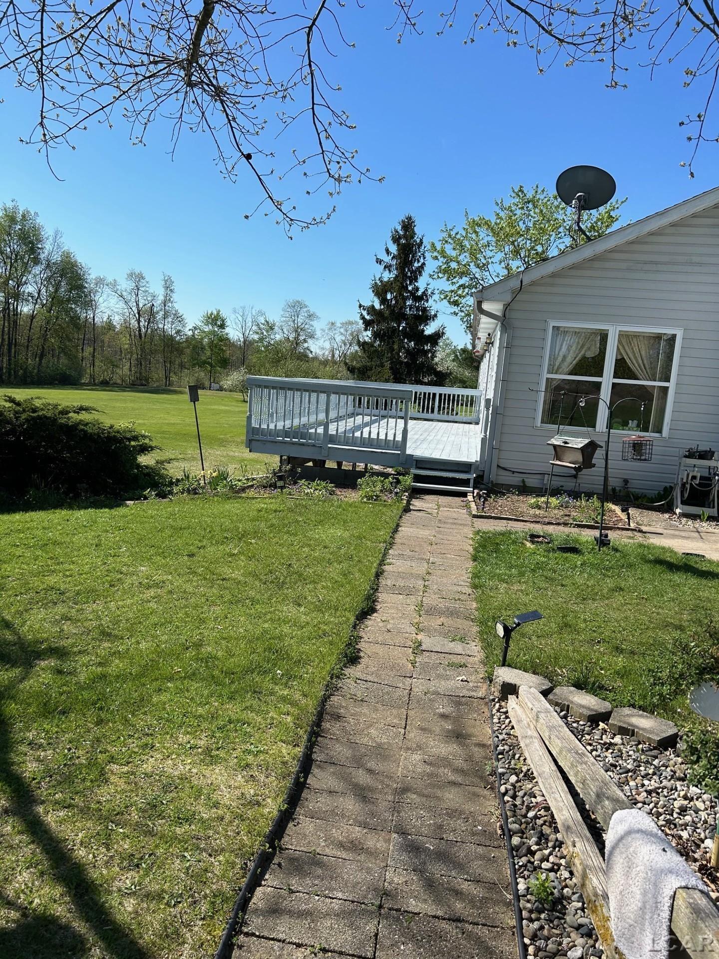 12527 Hogan Road Clinton, MI 49236 - Photo 8 of 53