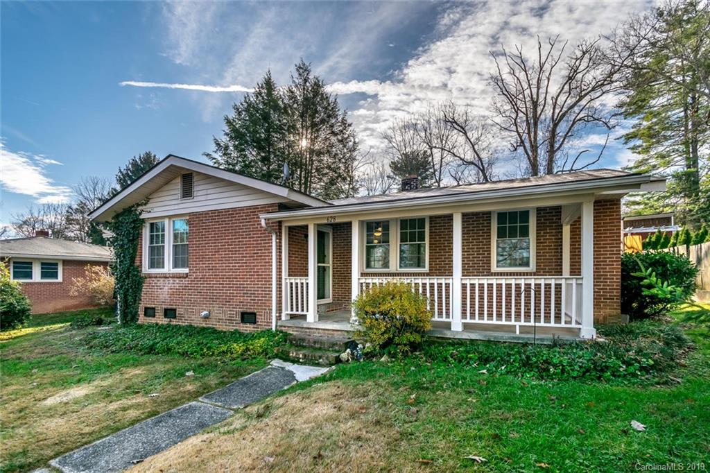 628 Hebron Road Hendersonville, NC 28739 - Photo 1 of 43 Gallery Image 1