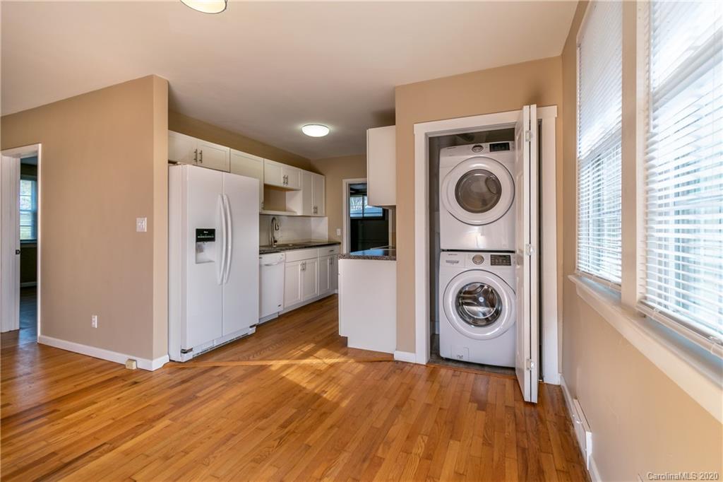 628 Hebron Road Hendersonville, NC 28739 - Photo 20 of 43 Gallery Image 20