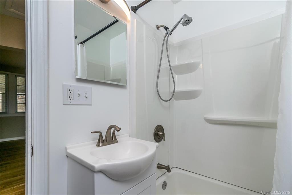 628 Hebron Road Hendersonville, NC 28739 - Photo 36 of 43 Gallery Image 36