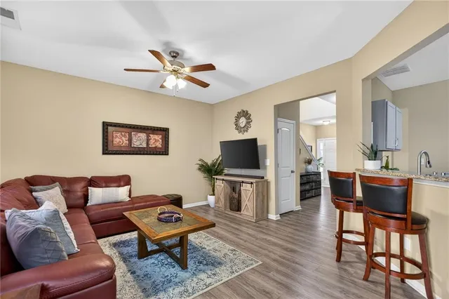 $2,350 | 94 Hill Crest Circle, Hiram, GA 30141