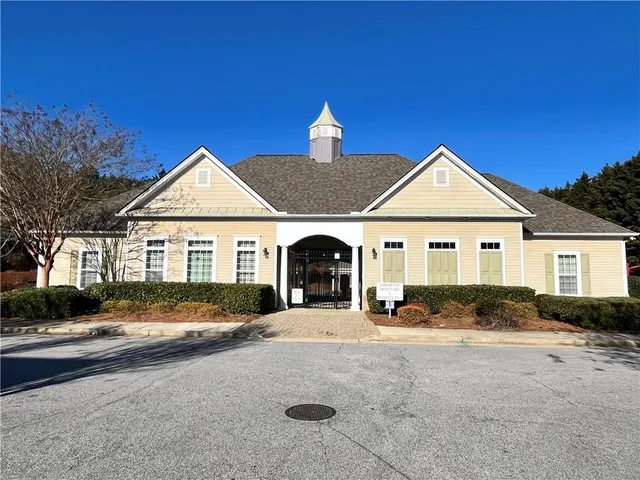 $2,350 | 94 Hill Crest Circle, Hiram, GA 30141