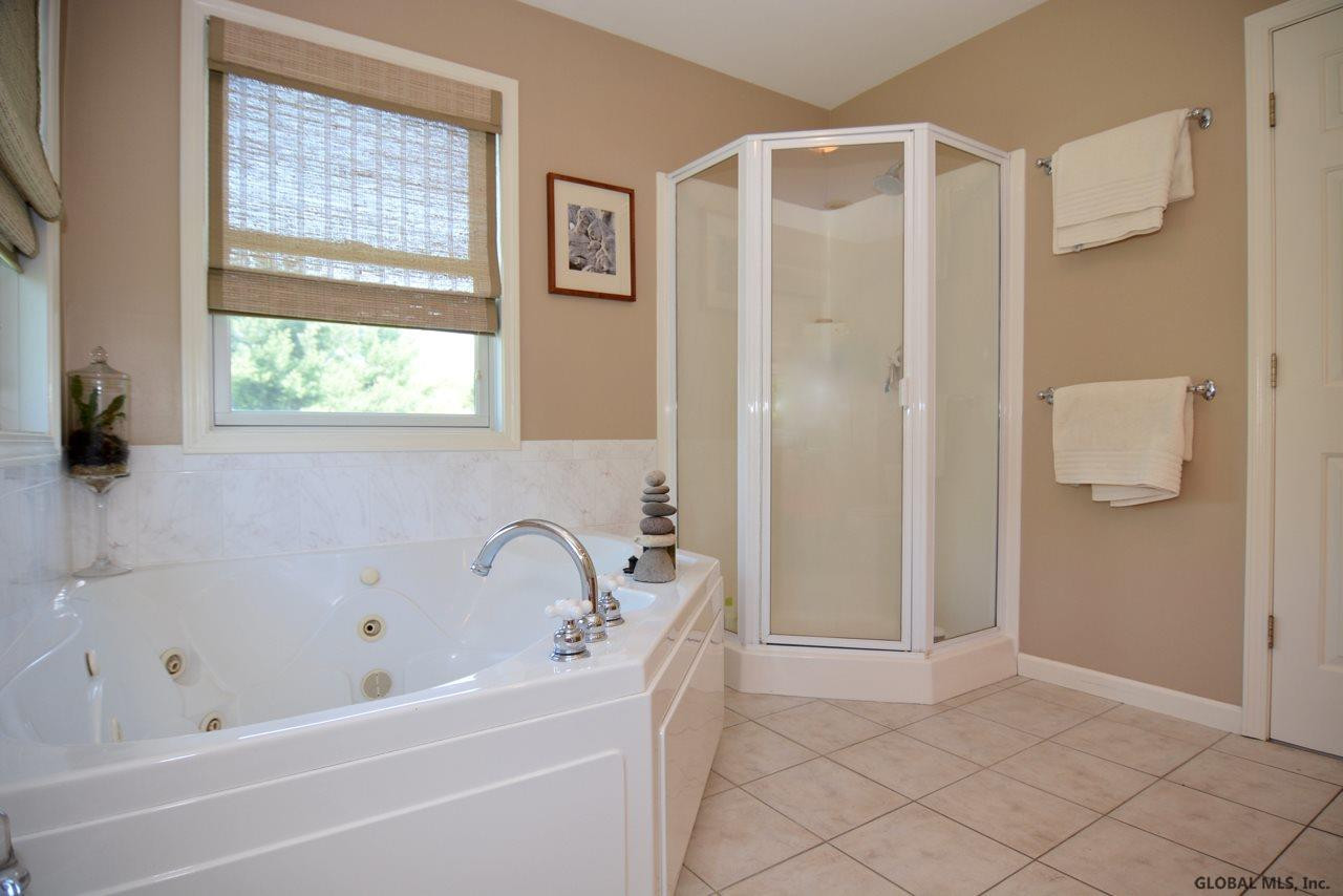 6019 Johnston Road Bethlehem, NY 12159 - Photo 17 of 25 Photo 17