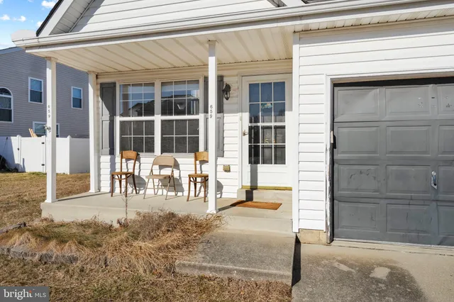 $300,000 | 659 Warren Drive, Middletown, DE 19709