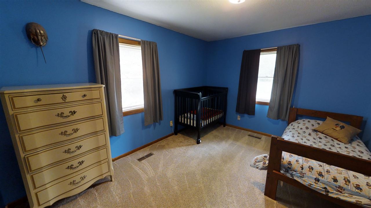 1119 West Till Road Fort Wayne, IN 46825 - Photo 7 of 31