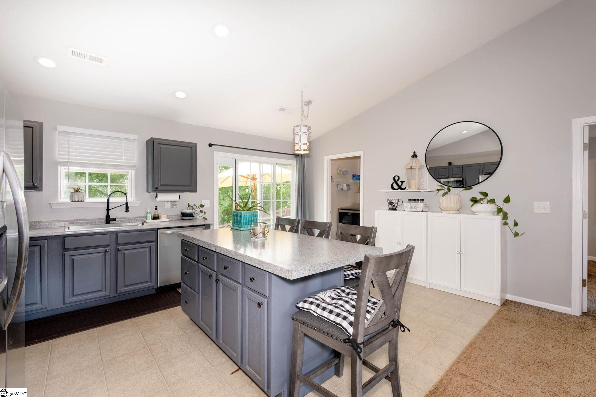 400 Anchor Road Greenville, SC 29617 - Photo 9 of 25 Gallery Image 9