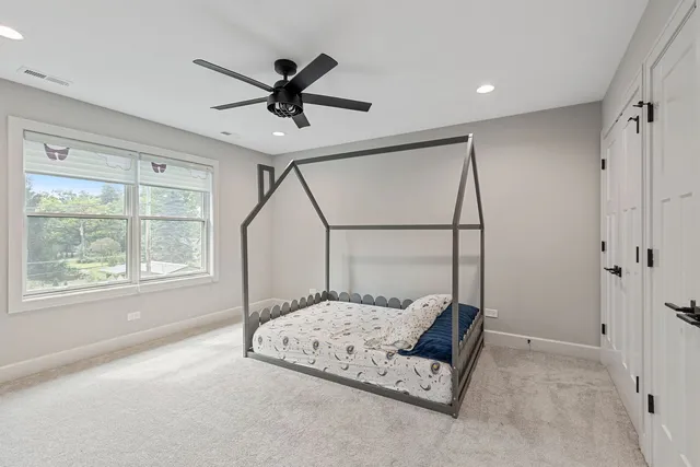 $1,250,000 | 1162 Sycamore Drive, Lake Zurich, IL 60047