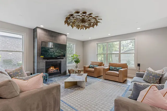 $1,250,000 | 1162 Sycamore Drive, Lake Zurich, IL 60047