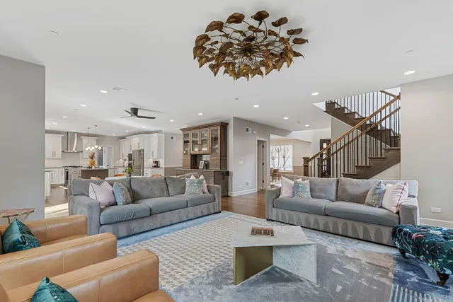 $1,250,000 | 1162 Sycamore Drive, Lake Zurich, IL 60047