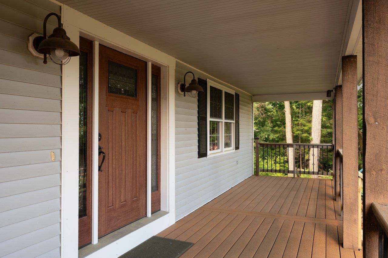 76 Mast Road Dover, NH 03820 - Photo 4 of 52