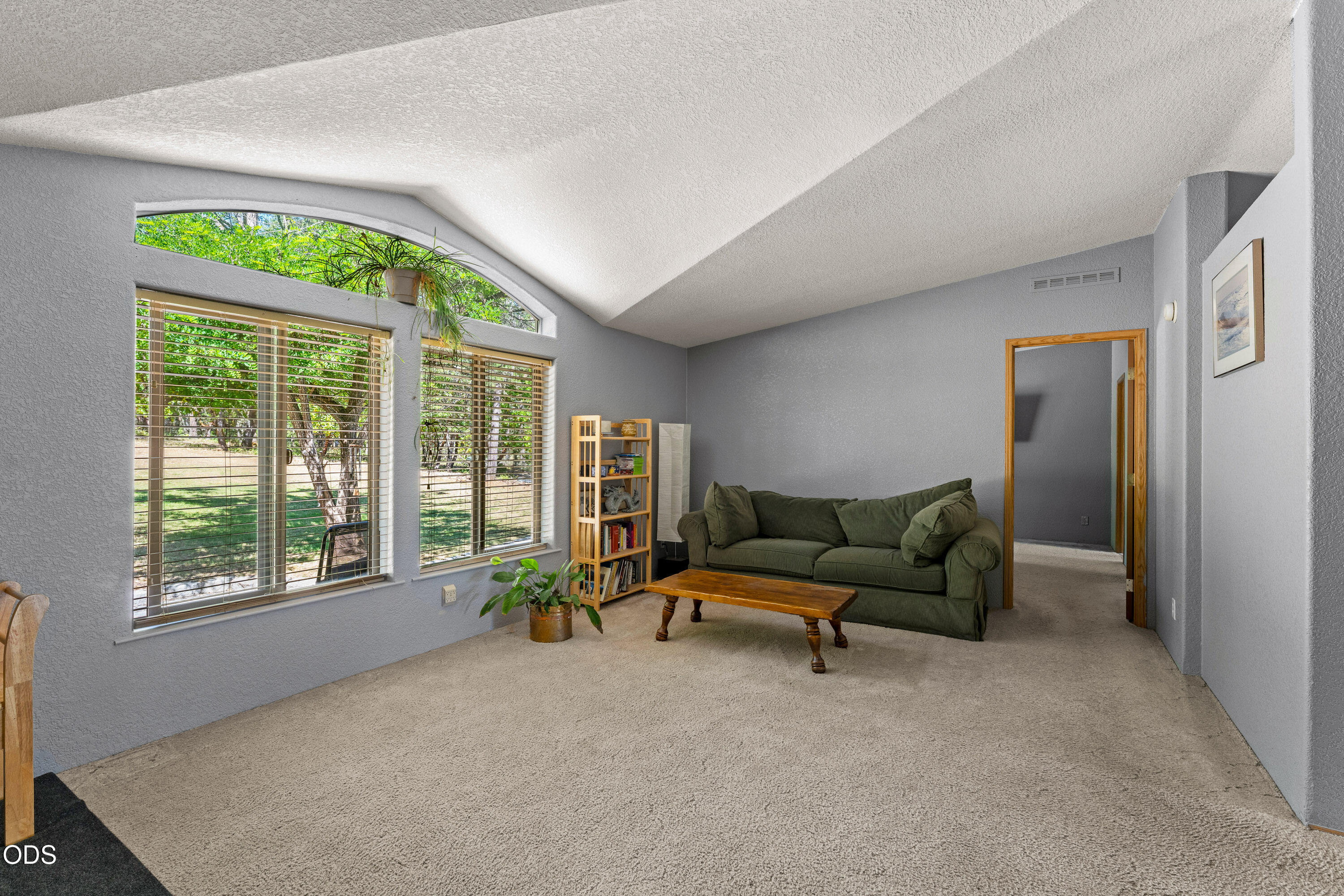 1460 Grays Creek Road Grants Pass, OR 97527 - Photo 12 of 34