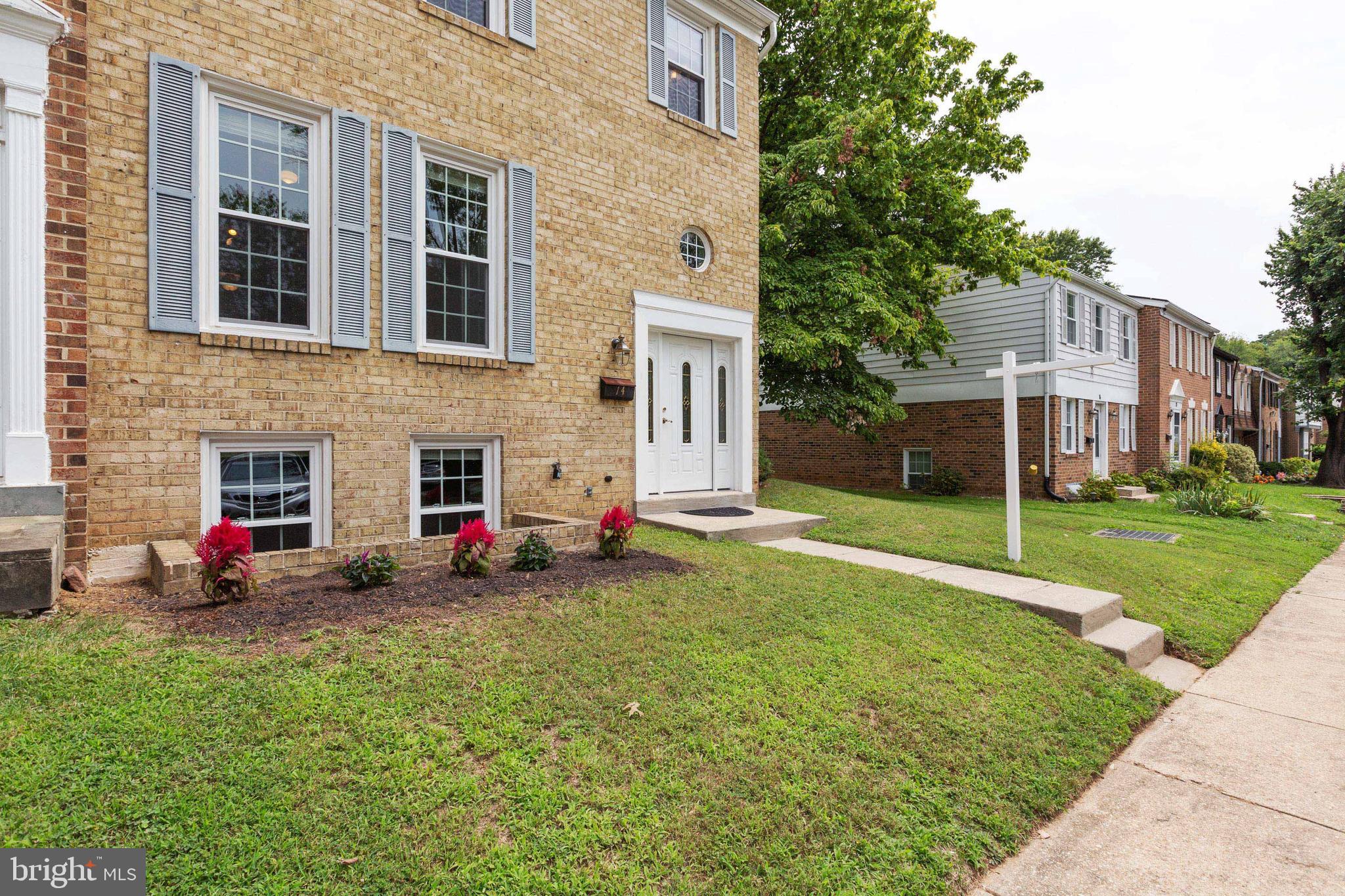 14 Oak Shade Road Gaithersburg, MD 20878 - Photo 3 of 44 Gallery Image 3