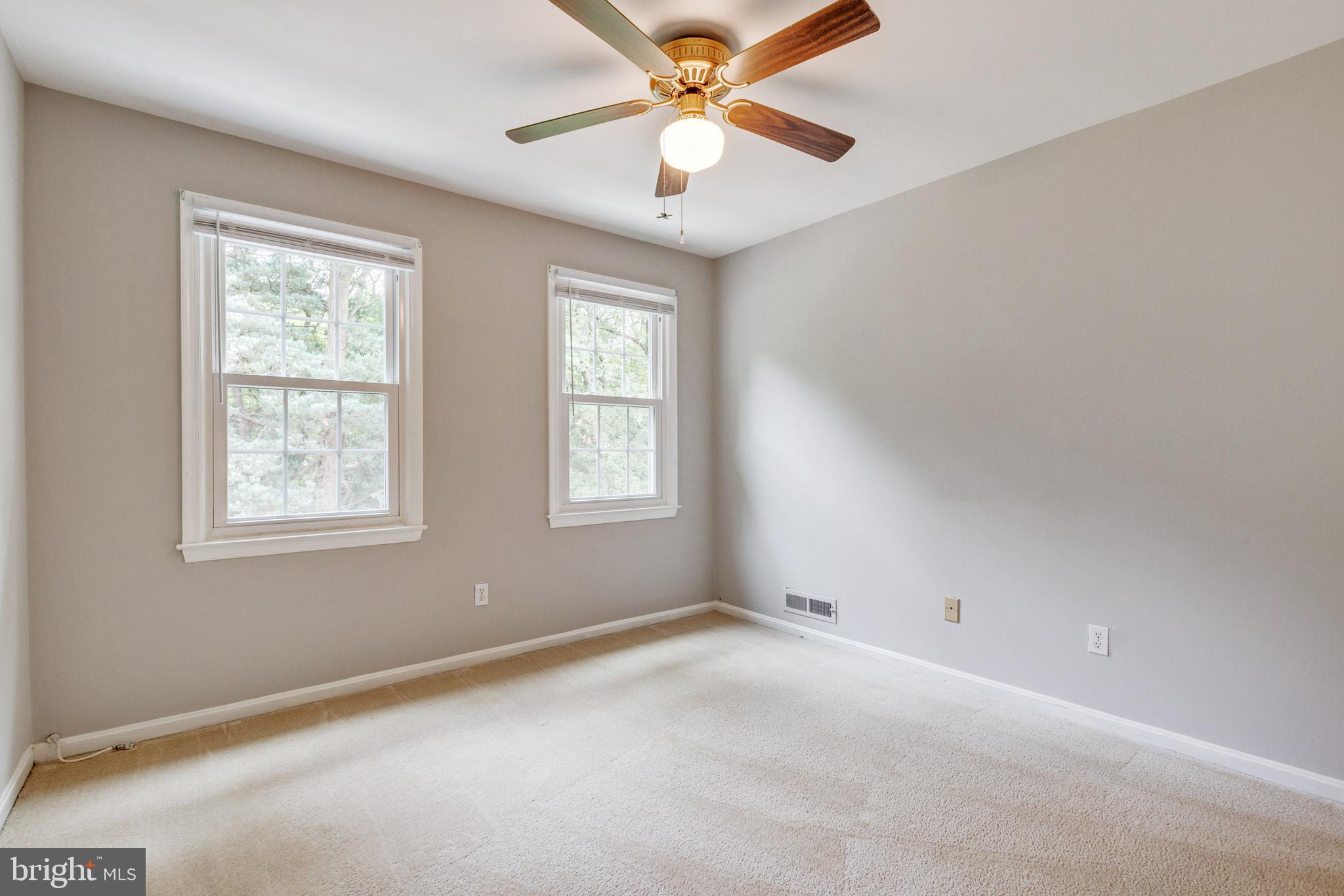 14 Oak Shade Road Gaithersburg, MD 20878 - Photo 27 of 44 Bedroom 2