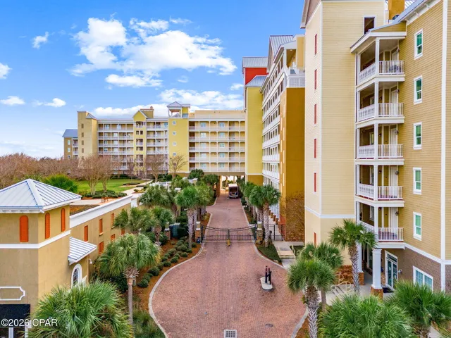 $429,500 | 3001 West 10th Street, Unit 415, Panama City, FL 32401
