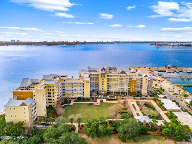 $429,500 | 3001 West 10th Street, Unit 415, Panama City, FL 32401