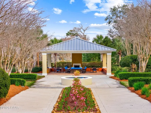 $429,500 | 3001 West 10th Street, Unit 415, Panama City, FL 32401