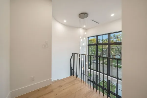 $2,850,000 | 2538 Addison Road, Houston, TX 77030
