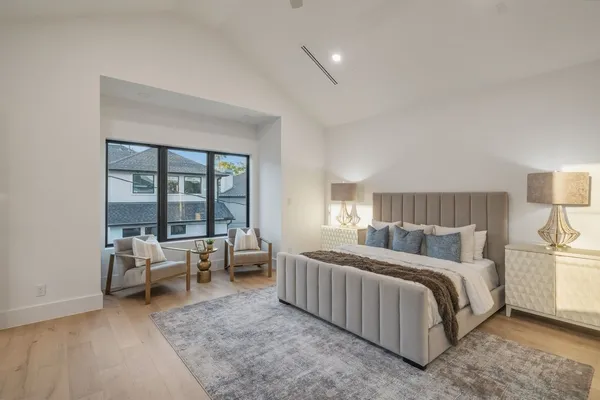 $2,850,000 | 2538 Addison Road, Houston, TX 77030