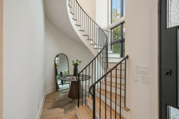 $2,850,000 | 2538 Addison Road, Houston, TX 77030
