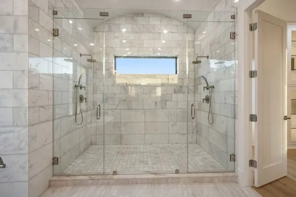 $2,850,000 | 2538 Addison Road, Houston, TX 77030