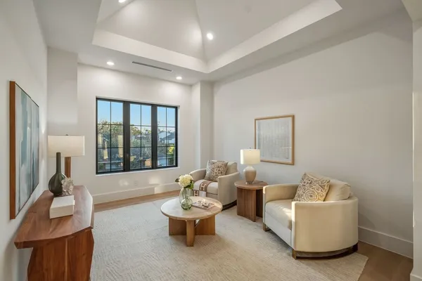 $2,850,000 | 2538 Addison Road, Houston, TX 77030