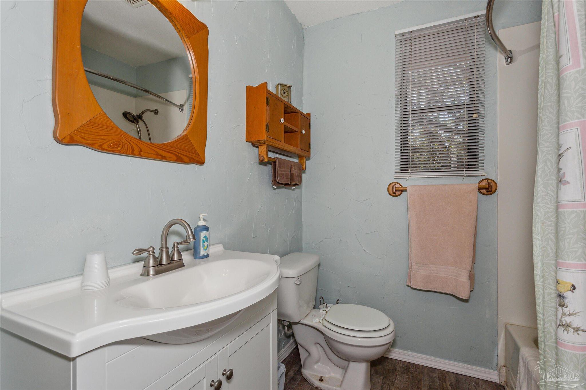 7665 Lund Road Milton, FL 32570 - Photo 6 of 46 Gallery Image 6