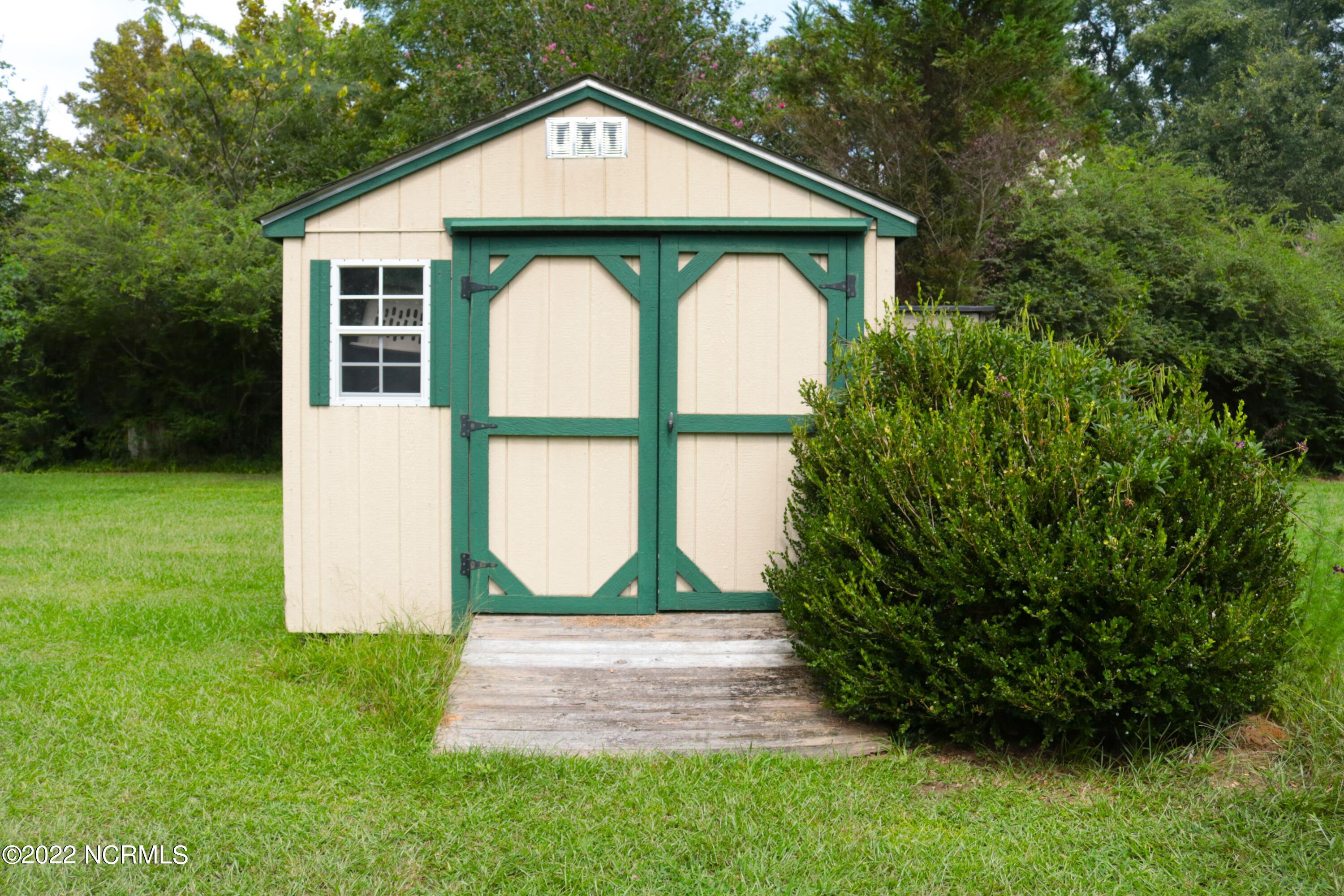 115 Hummingbird Lane Atkinson, NC 28421 - Photo 4 of 14 Shed 2
