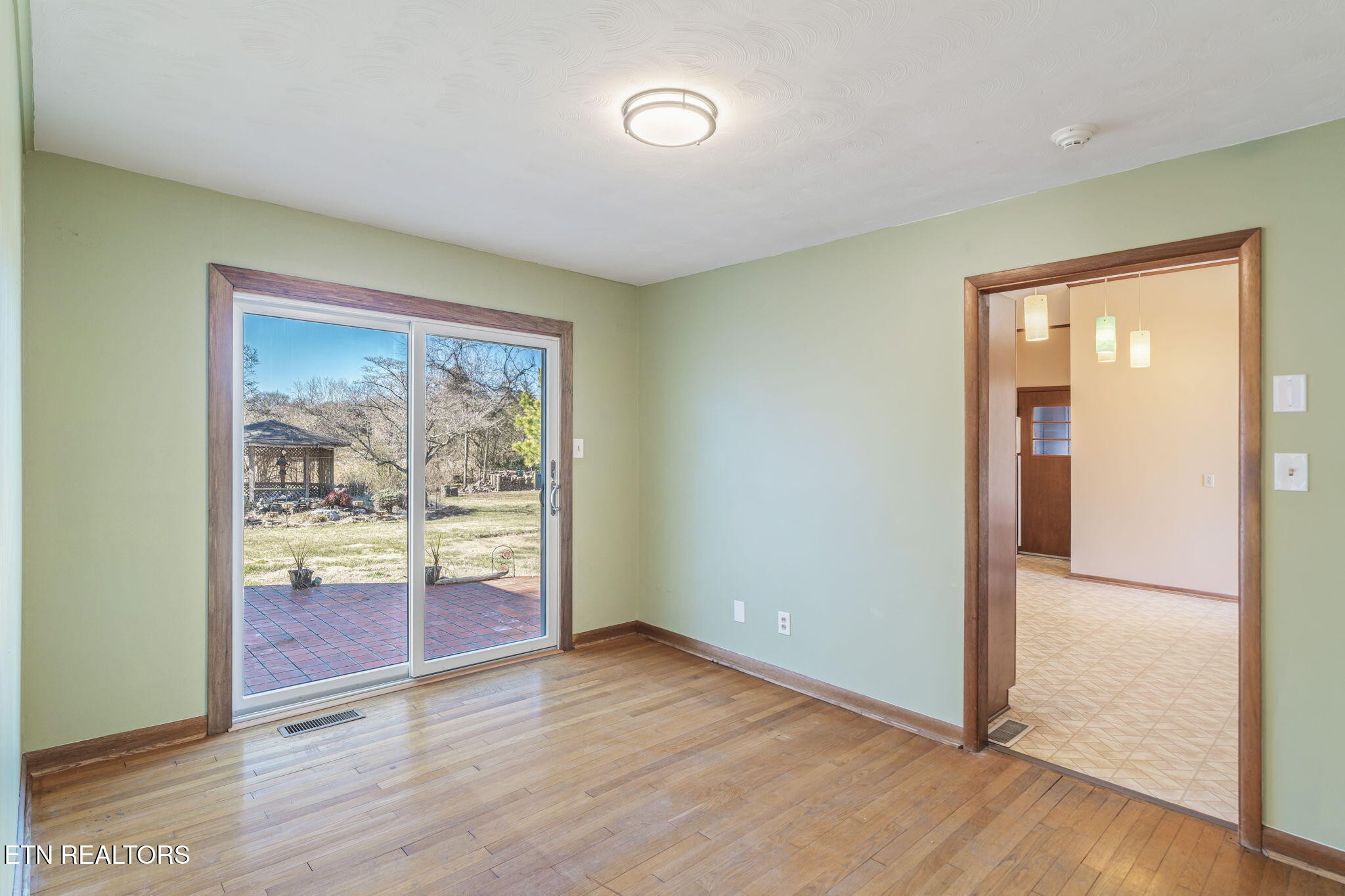 7237 Oakmeade Road Powell, TN 37849 - Photo 14 of 31 Gallery Image 14
