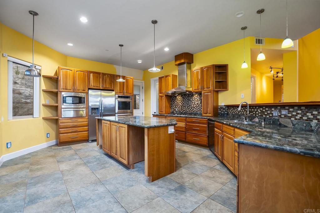11687 Valle Vista Road Lakeside, CA 92040 - Photo 15 of 74