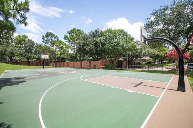 a view of a basket ball ground