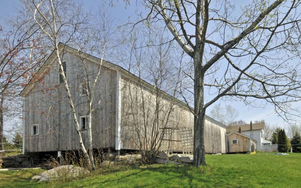 68 Woodhill Road Bow, NH 03304 - Photo 26 of 36