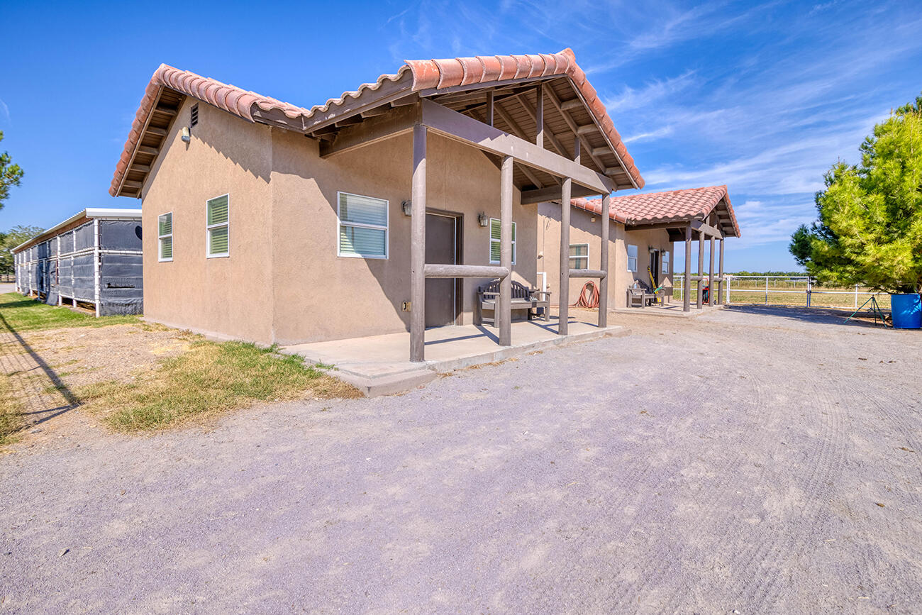 656 Cox Road El Paso, TX 79932 - Photo 71 of 74 Tack Room and 1 Bedroom Guest Cottage