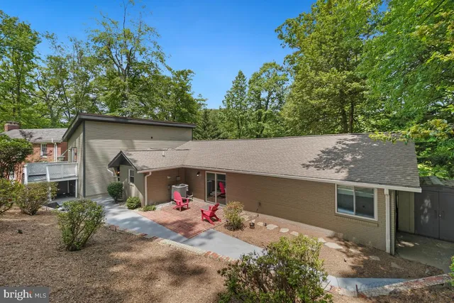 $4,200 | 2912 Newcastle Avenue, Silver Spring, MD 20910