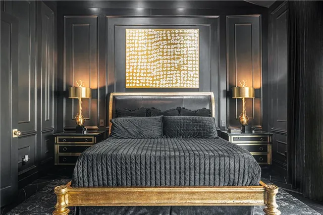 $2,000,000 | 4 East 51st Street, Kansas City, MO 64112