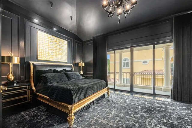 $2,000,000 | 4 East 51st Street, Kansas City, MO 64112