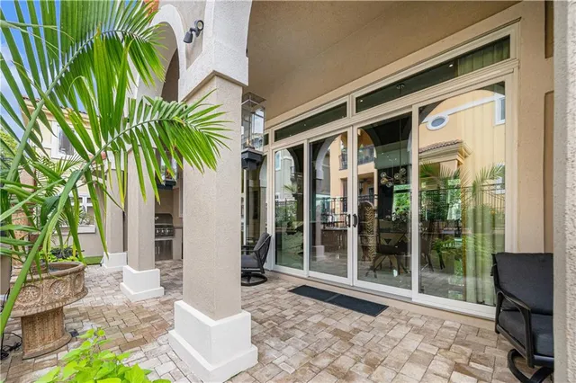 $2,000,000 | 4 East 51st Street, Kansas City, MO 64112