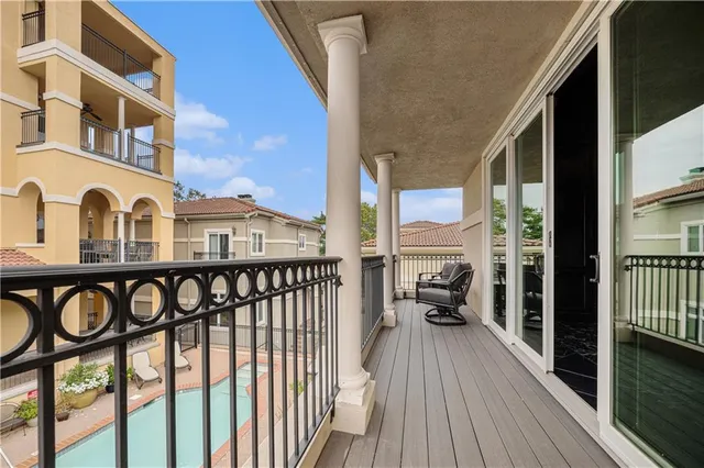 $2,000,000 | 4 East 51st Street, Kansas City, MO 64112